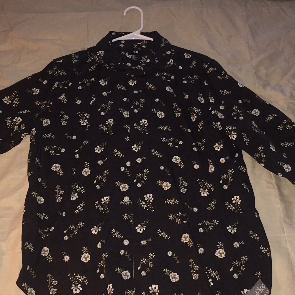 Men’s Floral Long Sleeve Button Up
